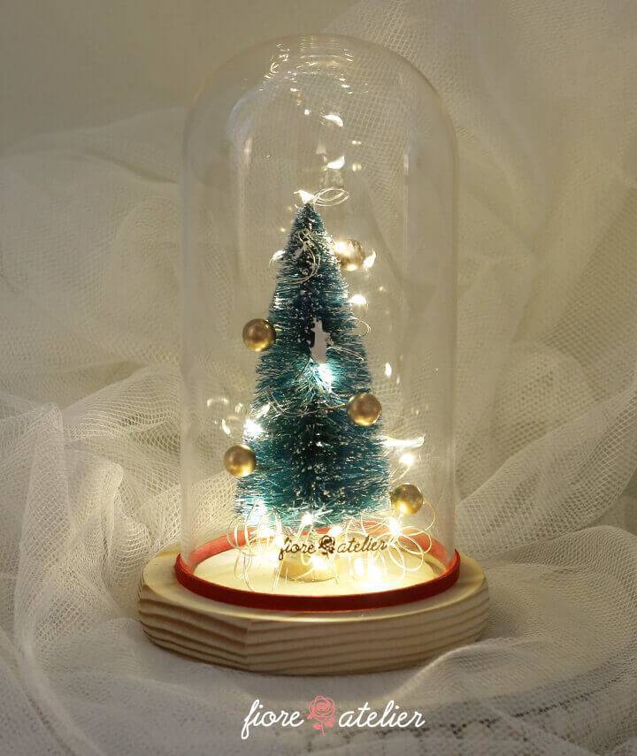 Green Christmas tree with led Glass dome