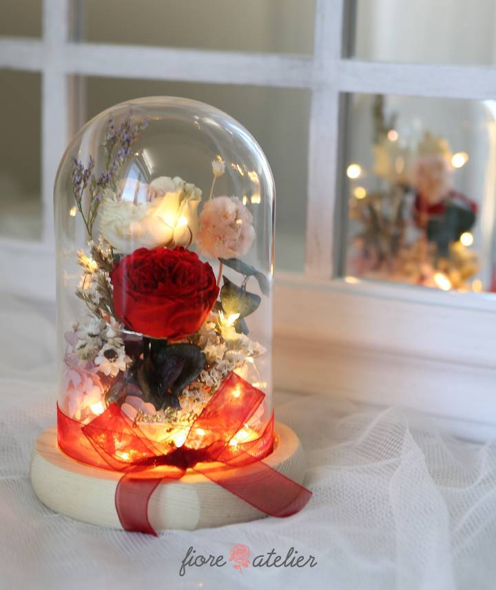 LED Glass Dome with two red color mixed flower
