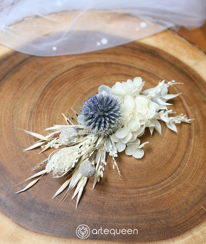 Bridal Hair Combs Handmade with Preserved Echinops Flower
