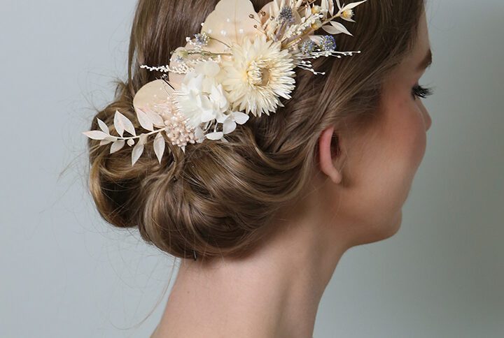 Bridal haircomb made with naturally preserved pink ivory straw rice flower