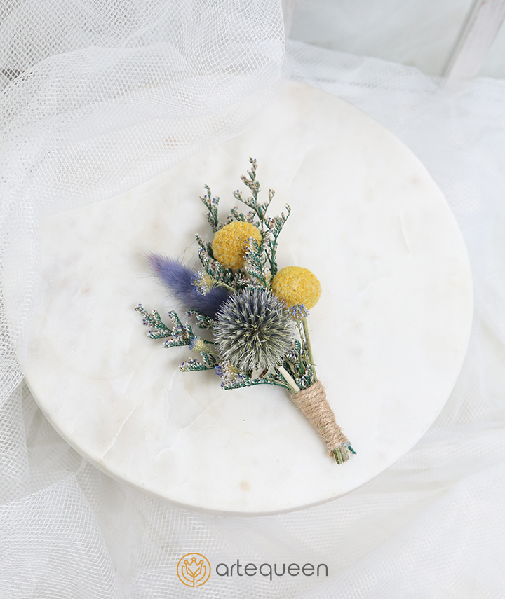 Natural Groom's floral wedding purple&yellow caspia boutonniere