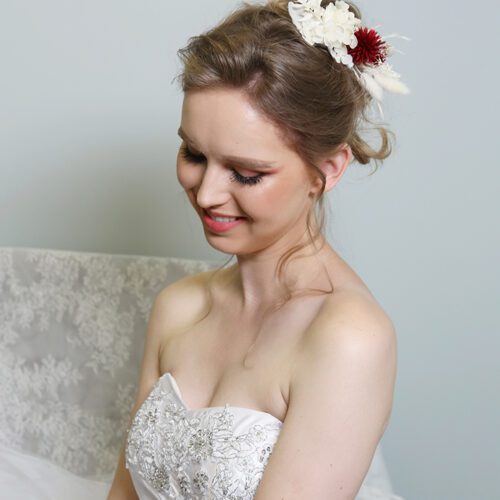 Everlasting Love in Bloom: Elevate Your Bridal Style with Artequeen’s Preserved Flowers Collection